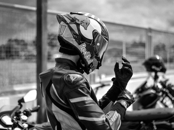 Gants de moto pour l'hiver : conseils pour trouver une paire chauffante